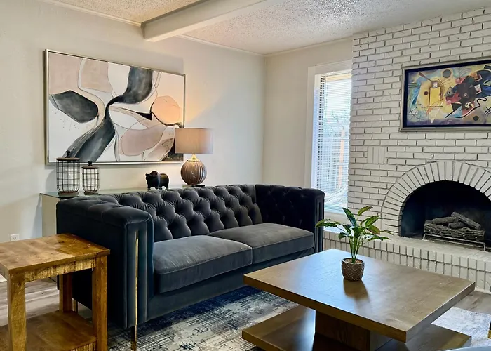 Budget Friendly Renovated Five Bedroom Retreat