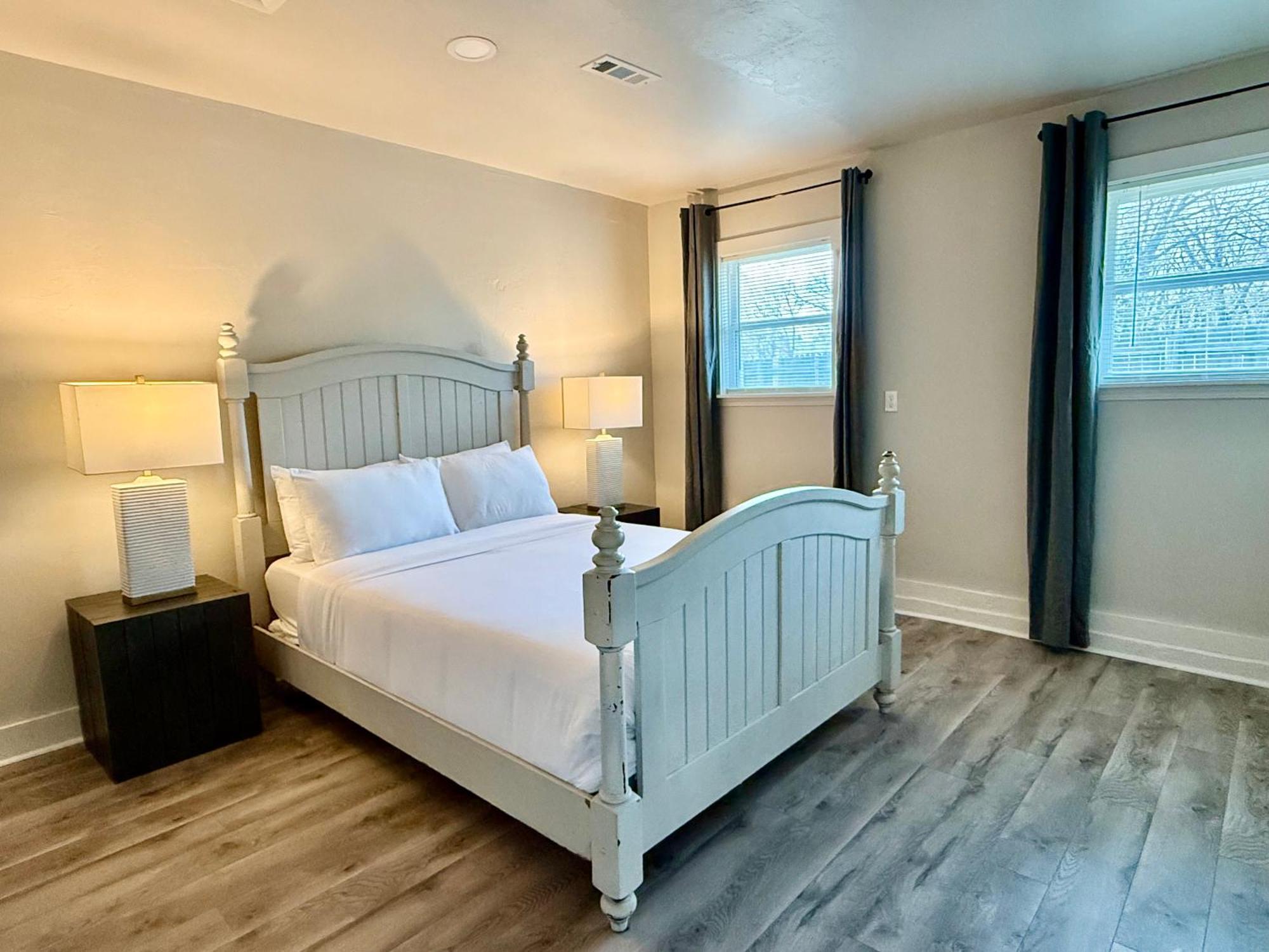 Budget Friendly Renovated Five Bedroom Retreat
